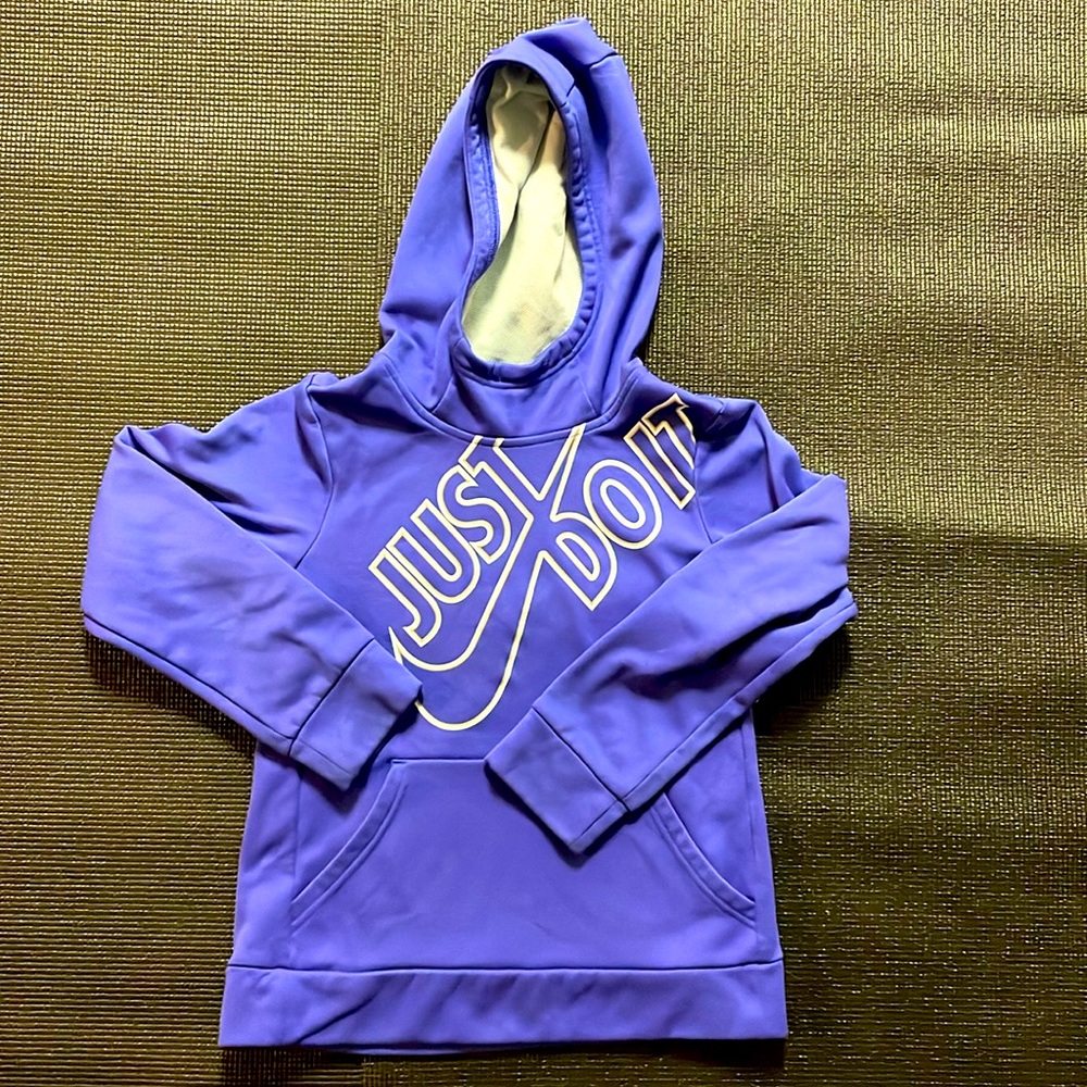Girls Nike hoodie!